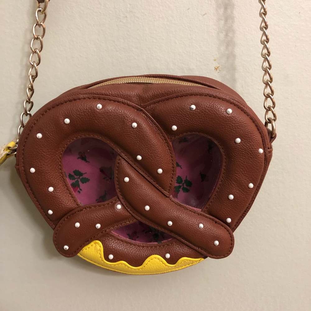 Betsey Johnson Pretzel Crossbody Purse